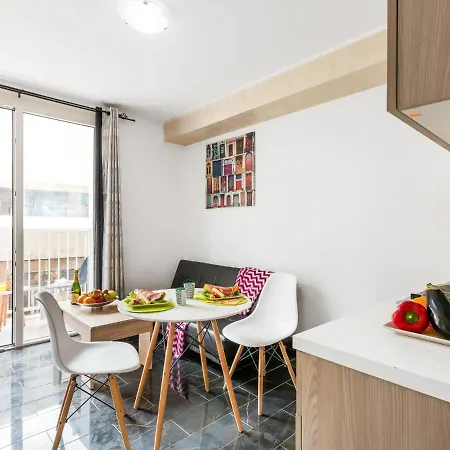 Apartment 1b Sofia Close Services Sea, Wifi! Arona (Tenerife)